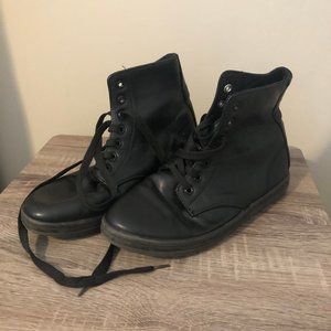 ✨  Black Faux Leather Bootie Sneakers